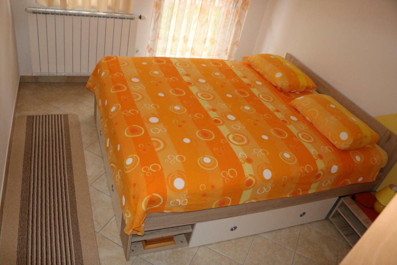 Apartma Na Vasi Apartman Zaga Kültér fotó